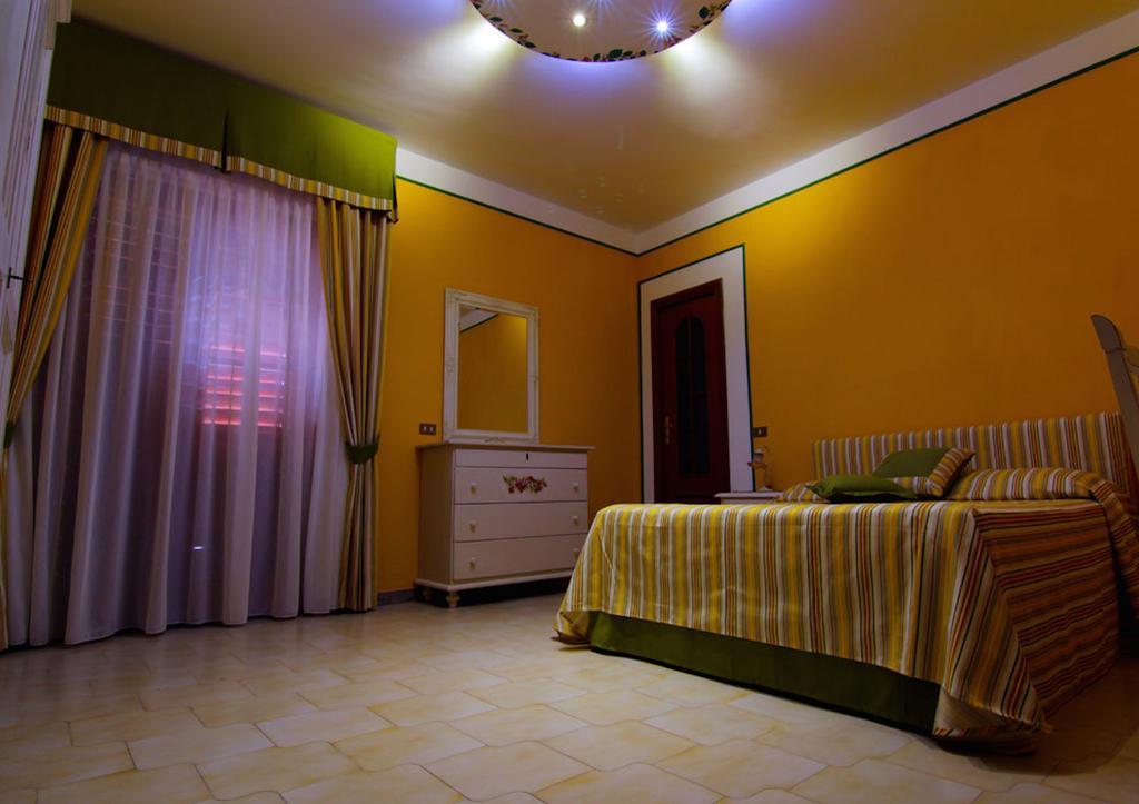 גראגנאנו Villa Delle Camelie חדר תמונה