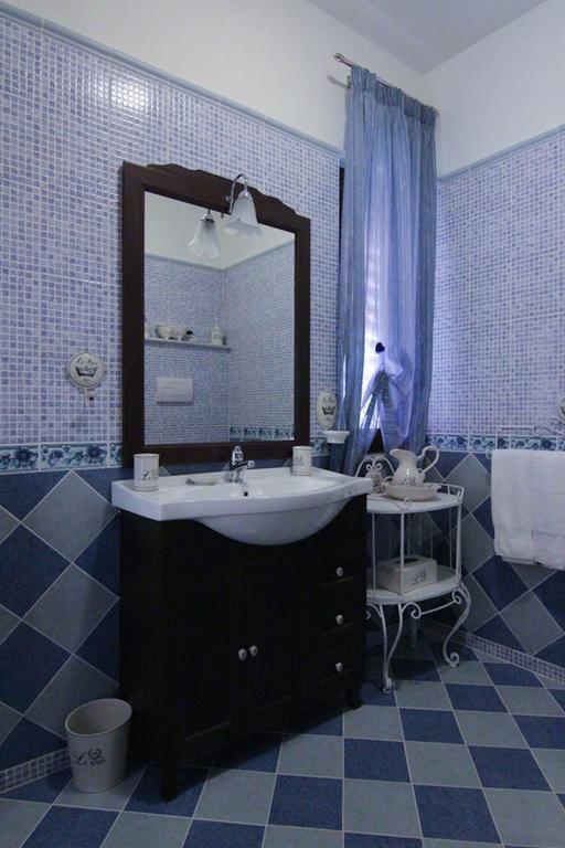 גראגנאנו Villa Delle Camelie חדר תמונה